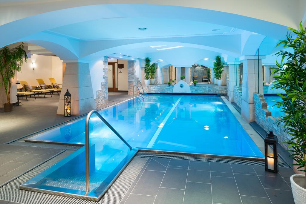 Sporthotel Cristall Fulpmes Ngoại thất bức ảnh